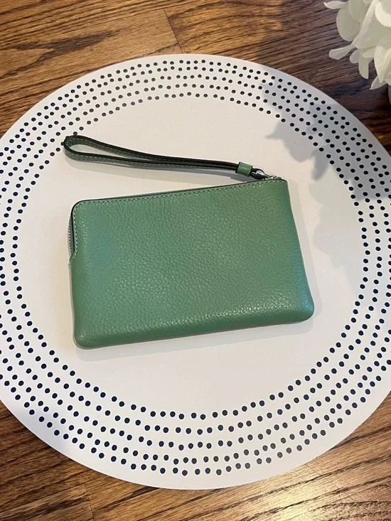 Coach Green Pebbled Leather Wristlet - Picture 5 of 7